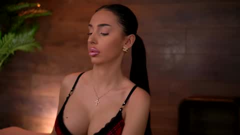 Kaira online show from 12/20/25, 07:43