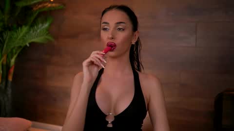 Kaira online show from 03/07/26, 08:17