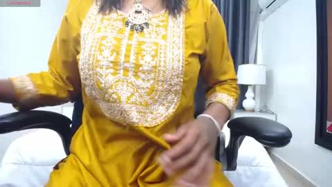 Snapshot of kairadayaamaii chatting on 04/21/26, 12:22 Kaira online show from 04/21/26, 12:22