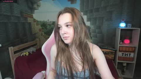 Snapshot of kaisajenner chatting on 04/15/26, 08:10 Kaisa online show from 04/15/26, 08:10