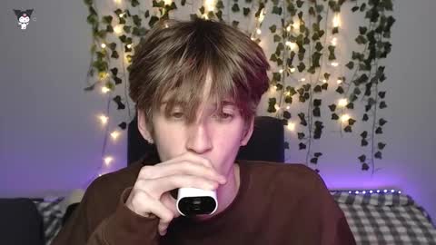 slutkai online show from 11/11/25, 11:27