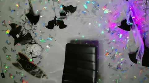 Kaitlin online show from 10/02/25, 06:53