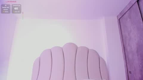 Kaity Lane online show from 12/21/25, 03:13