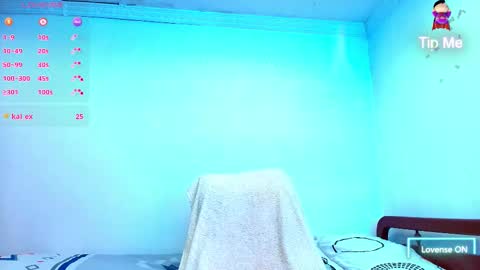 Thomas online show from 10/14/25, 02:40