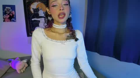 Snapshot of kalahnna chatting on 04/25/26, 02:03 Kalahnna online show from 04/25/26, 02:03