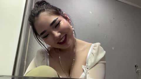 Snapshot of kalalinet chatting on 03/30/26, 05:25 Sakura online show from 03/30/26, 05:25