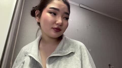 Snapshot of kalalinet chatting on 04/01/26, 03:31 Sakura online show from 04/01/26, 03:31