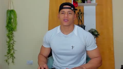 Snapshot of kale_tomson chatting on 01/08/25, 10:48 kale thomson online show from 01/08/25, 10:48