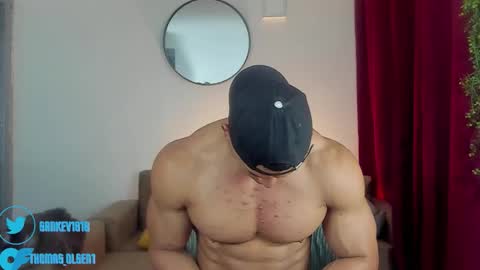 Snapshot of kale_tomson chatting on 09/22/25, 03:41 kale thomson online show from 09/22/25, 03:41