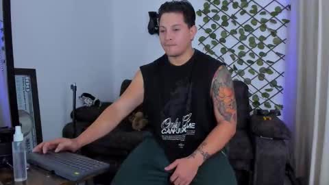 Snapshot of kaledd_musclee chatting on 09/12/25, 06:41 Kaledd musclees room Master online show from 09/12/25, 06:41