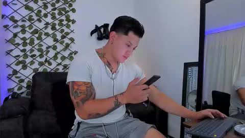 Snapshot of kaledd_musclee chatting on 09/17/25, 11:45 Kaledd musclees room Master online show from 09/17/25, 11:45