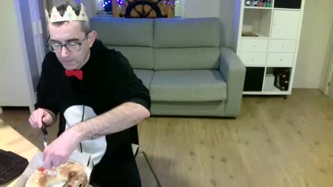 Snapshot of kalem48 chatting on 01/05/25, 11:22 MusicMen49 online show from 01/05/25, 11:22