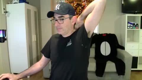 Snapshot of kalem48 chatting on 01/25/25, 09:36 MusicMen49 online show from 01/25/25, 09:36