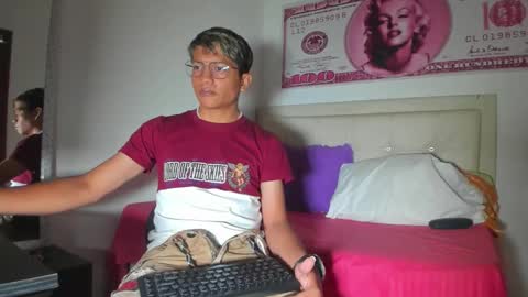 Snapshot of kaleth_johnson chatting on 01/13/26, 02:00 kaleth_johnson online show from 01/13/26, 02:00