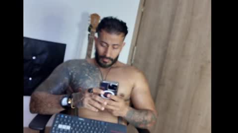 Snapshot of kaleth_price chatting on 03/03/25, 02:04 Kaleth Price online show from 03/03/25, 02:04