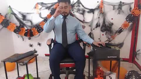 Kaleth online show from 10/23/25, 06:02