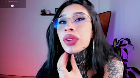 Snapshot of kali_ka chatting on 05/27/26, 01:57 Kali Ka Please help me with your thumbs up its important dont forget my birthday on October 26 online show from 05/27/26, 01:57