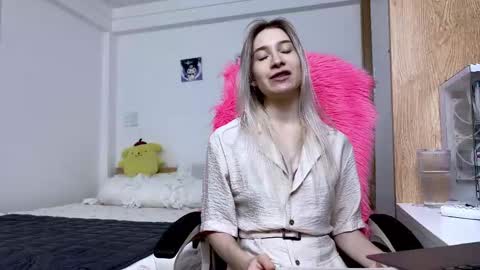 Snapshot of kali_the_goddess chatting on 10/02/25, 08:43 kali_the_goddess online show from 10/02/25, 08:43