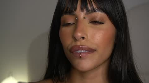 kaligray10 online show from 02/07/25, 09:04