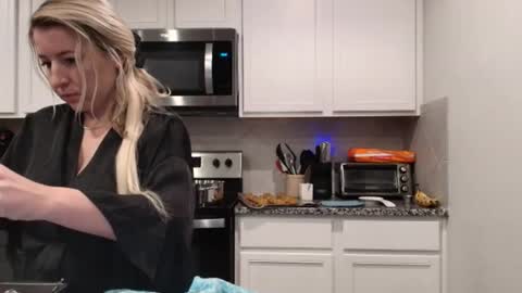 Kaliii jones online show from 11/28/25, 02:58