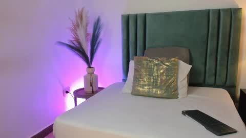 KaliMonroe online show from 01/24/25, 11:37