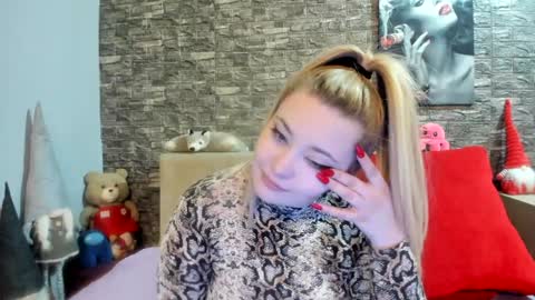 Snapshot of kalindahot chatting on 02/26/25, 01:43 kalindahot online show from 02/26/25, 01:43