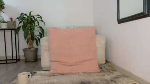 Snapshot of kalindi_ chatting on 07/31/26, 01:43 ONLY FANS cami0777 FANSLY Camilabcruz777 instagram online show from 07/31/26, 01:43