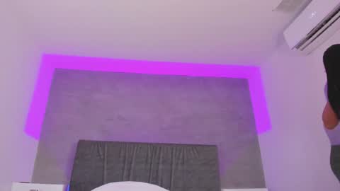 Carolina   online show from 01/16/25, 03:56