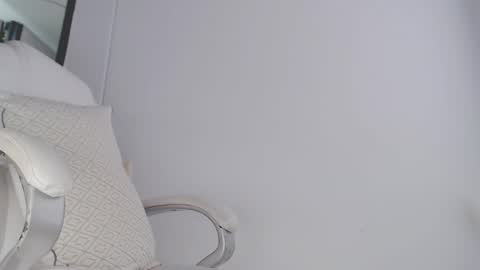 Hannah online show from 03/12/25, 10:07