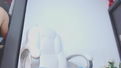 Hannah online show from 10/11/25, 02:55