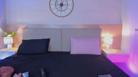 Snapshot of kalyx_lana chatting on 04/17/26, 08:01 kalyx_lana online show from 04/17/26, 08:01