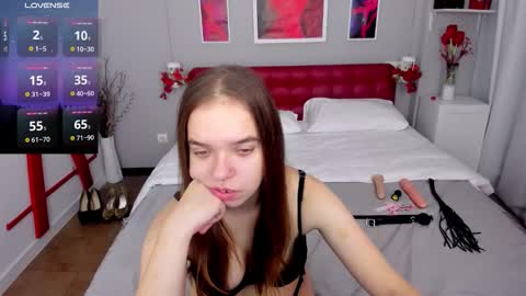 Kamila online show from 10/13/25, 06:46