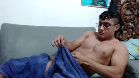 kamenov00 online show from 01/26/25, 11:08