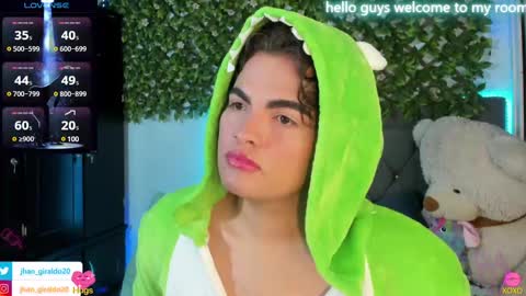 camilo  independent model online show from 02/13/25, 08:17