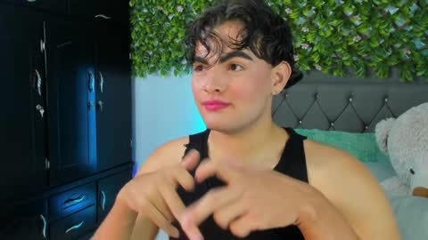 camilo  independent model online show from 02/18/25, 04:26