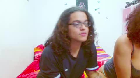 Dante and Carolina independient model online show from 03/10/25, 12:18