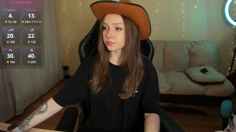 Kami mur online show from 12/16/25, 04:39