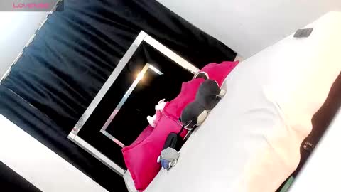 Snapshot of kamila_hill chatting on 03/20/26, 02:49 Kamila online show from 03/20/26, 02:49