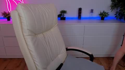 kamilahot25 online show from 01/30/25, 06:35