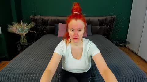 kamilahot25 online show from 02/09/25, 05:43