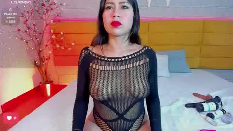   online show from 10/19/25, 09:48