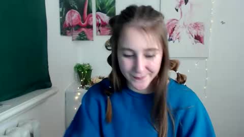 kamilla_love_ online show from 10/30/25, 01:23