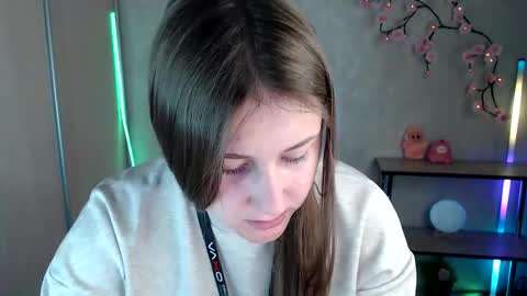 kamilla_love_ online show from 05/24/26, 12:32