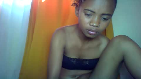 kamillah69 online show from 11/10/25, 06:34