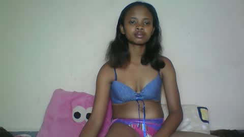 kamillah69 online show from 03/05/26, 07:48