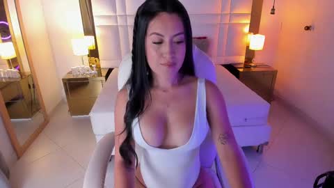 Kamila online show from 02/12/25, 03:16