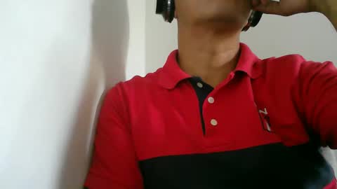 Kamilo online show from 02/12/26, 07:09