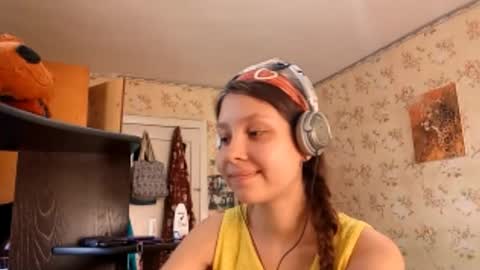 Mari  Simmons online show from 09/27/25, 07:13