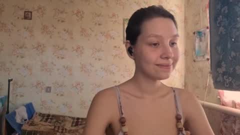 Mari  Simmons online show from 10/22/25, 06:13