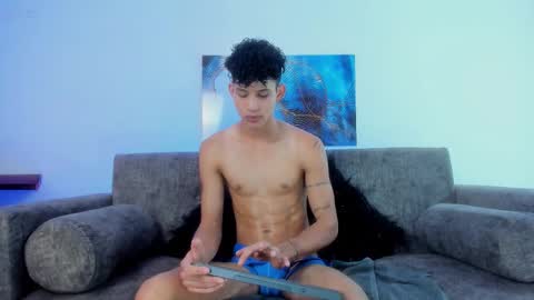 Kami online show from 11/25/25, 06:41